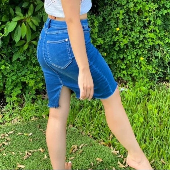 J.Lo Denim Skirt - Picture 1 of 1